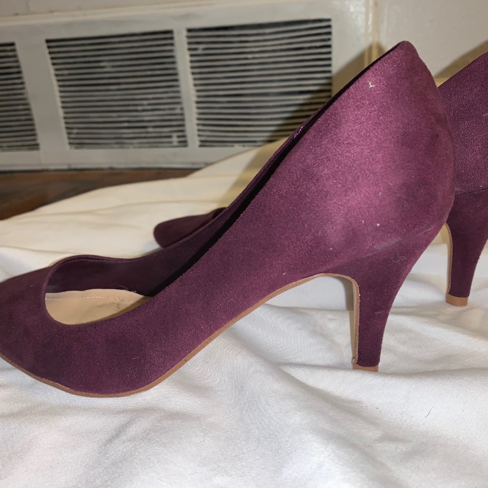 H&M Purple Suede Pumps